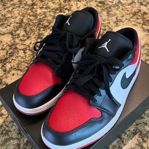 Nike Air Jordan 1 Low men’s size 9.5